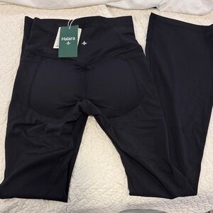 HALARA Black High-Waist Leggings